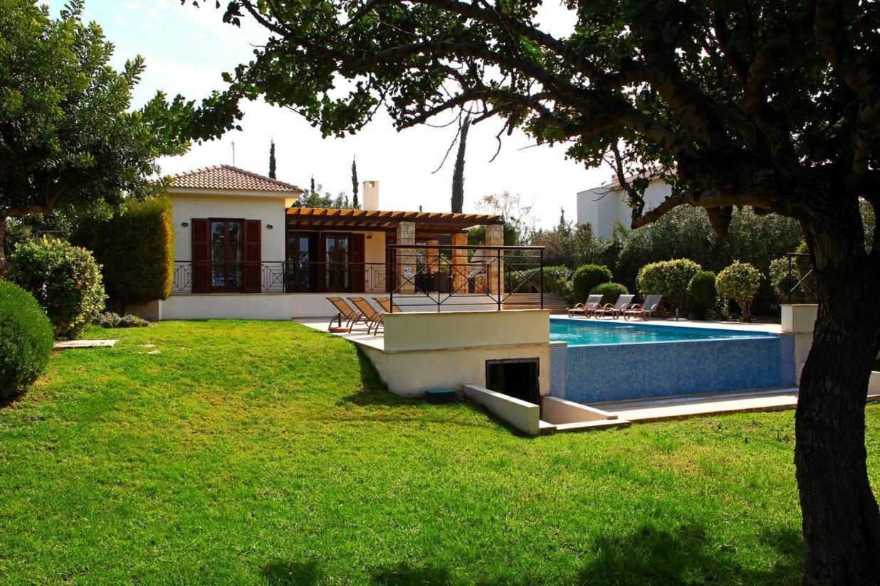 Aphrodite Hills Superior Superior 0066 Air Conditioning 3 Bedrooms Pafos
